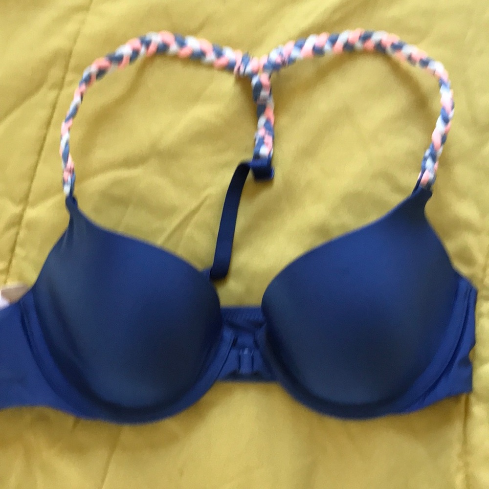 VS Bra